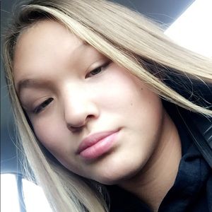 Meet your Posher, Alison